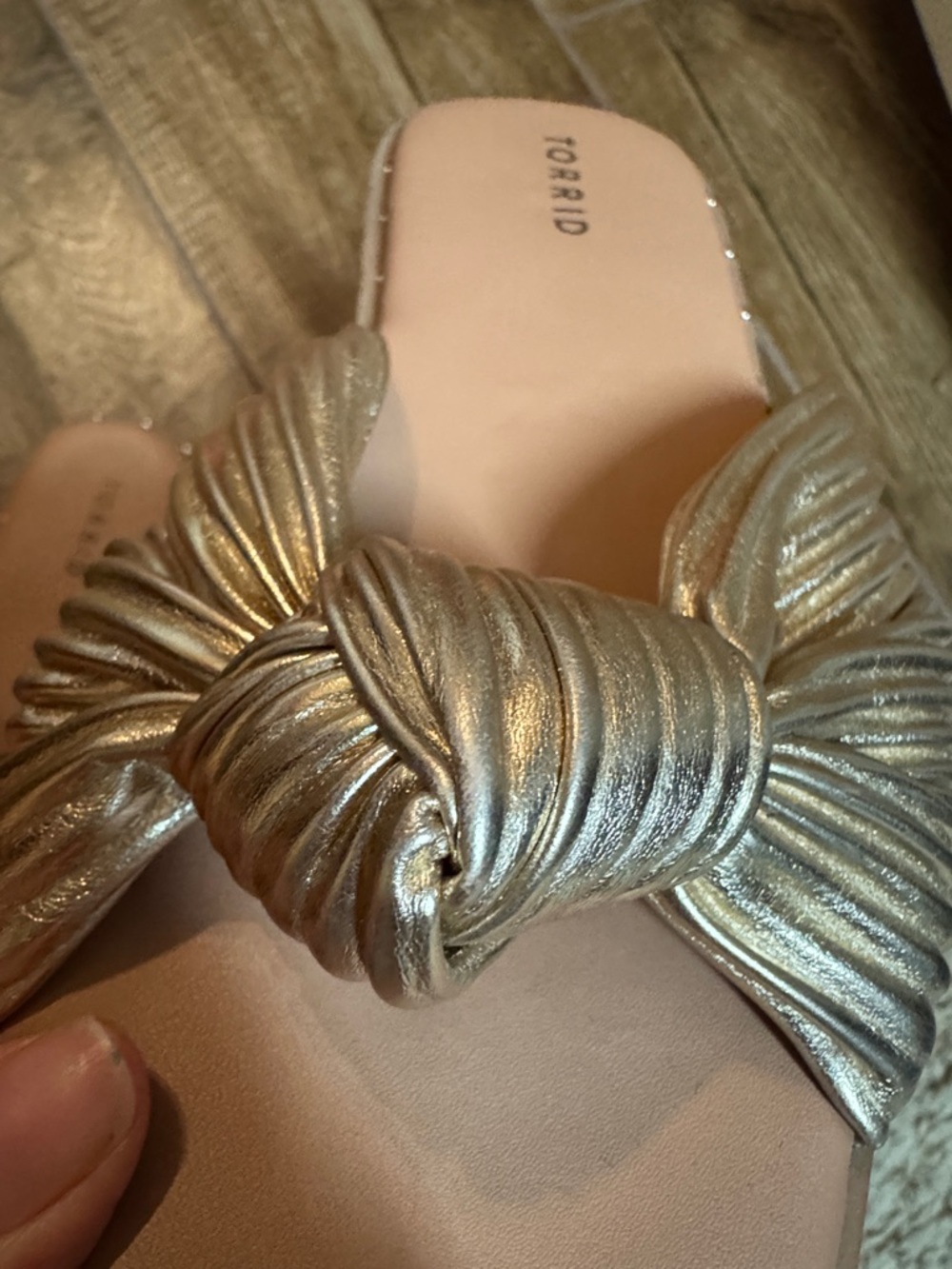 7WW torrid Metallic Gold Knotted Slide Sandals - Picture 4 of 5